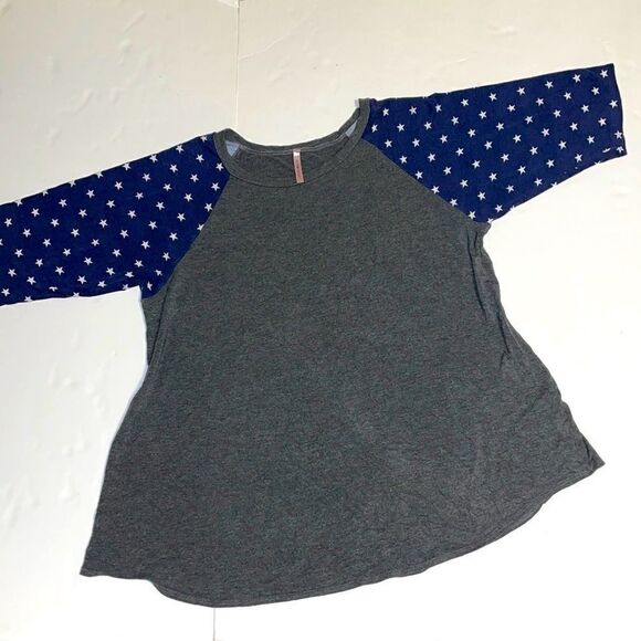 Cool Melon comfortable grey with blue & white star print raglan sleeves size 2X - Picture 1 of 7